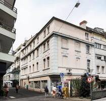 Sanierungsbedürftiges WGH ca. 800 m² gesamt, Fußgängerzone Bonn City, kann leer übergeben werden