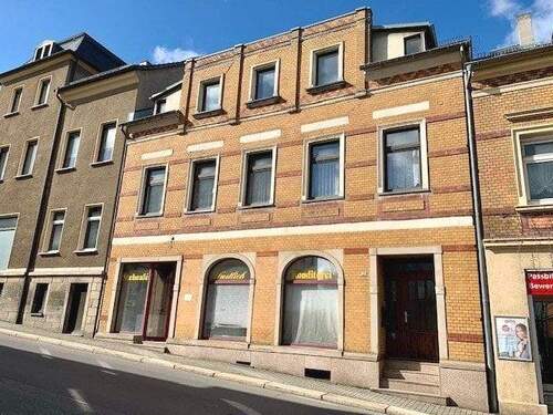 Hausansicht - 7 Zimmer Mehrfamilienhaus, Wohnhaus zum Kaufen in Netzschkau