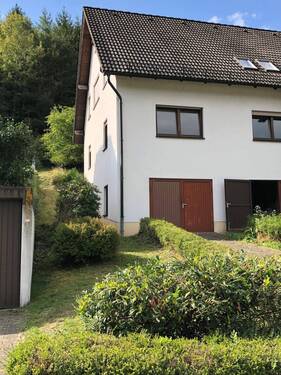 Seitenansicht - Einfamilienhaus mit 288,00 m&sup2; in Unterweißbach zum Kaufen