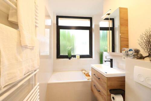 Bad Erdgeschoss - 3 Zimmer Etagenwohnung zum Kaufen in Marburg