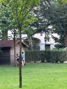 Spielplatz inklusive - 