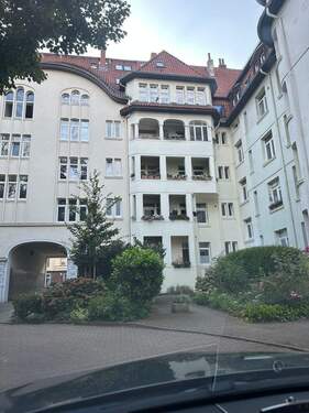 Ansicht vom Nebengebäude - 