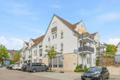 Hausansicht - 3 Zimmer Etagenwohnung zum Kaufen in Altbach