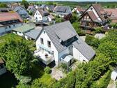 Hausansicht - 6 Zimmer Mehrfamilienhaus, Wohnhaus in Deckenpfronn