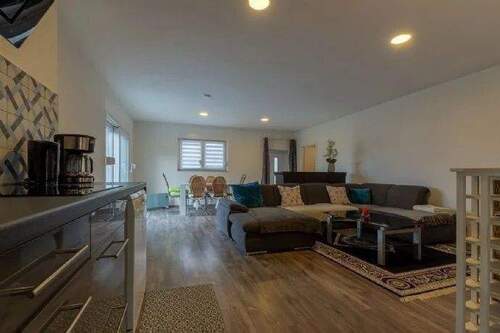 Wohnzimmer Einliegerwohnung 2.jpg - 