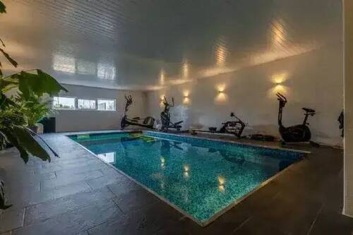 Indoor-Pool beheizt.webp - 
