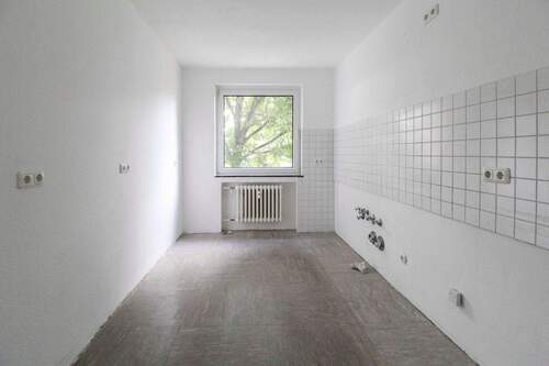Küche 2.OG Mitte rechts - Einfamilienhaus in Duisburg zum Kaufen