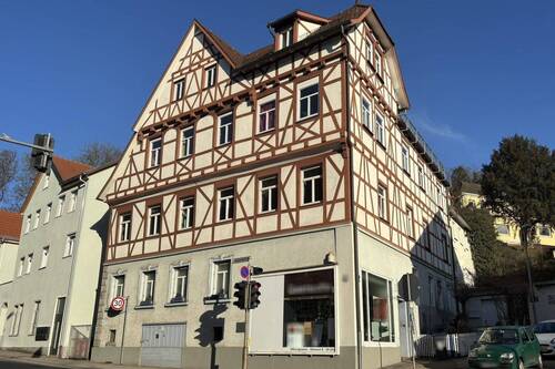 Wohnhaus - Historisch und großzügig! - 210.000,00&nbsp;EUR Kaufpreis, ca.&nbsp; 103,00&nbsp;m&sup2;&nbsp;Wohnfl&auml;che