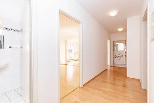 Flur - 3 Zimmer Etagenwohnung in Berlin