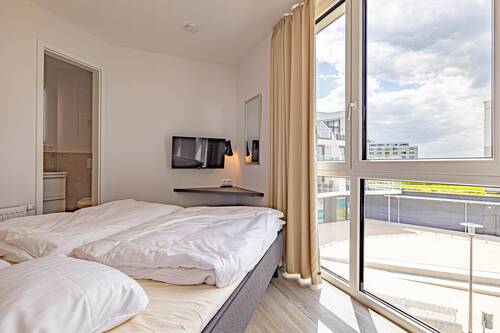 Schlafzimmer mit angrenzendem Duschbad en Suite - 