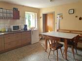 EG: Küche - 1 Zimmer Mehrfamilienhaus, Wohnhaus in Creglingen