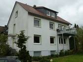 Ansicht - Modernisiertes Zweifamilienhaus mit Wintergarten