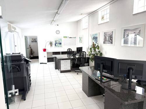 Büro 3.jpg - 