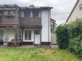 Seite rechts mit Apartement UG - 