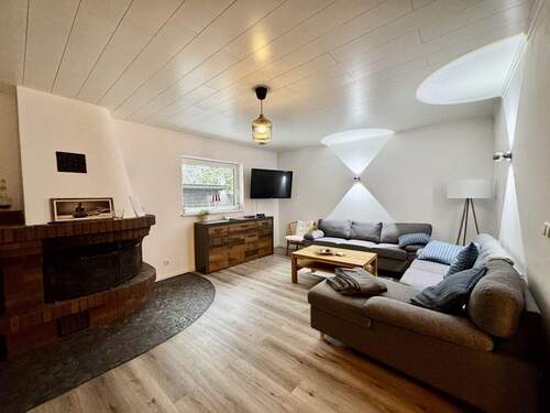 Wohnbereich mit Kamin - 