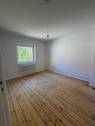 Wohnzimmer - 2 Zimmer Etagenwohnung zur Miete in Kiel