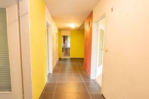 Flur - 3 Zimmer Einfamilienhaus zum Kaufen in Drochtersen