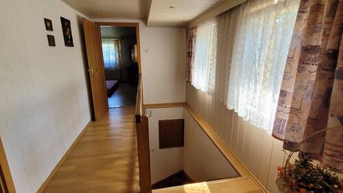 Treppenaufgang zum OG - 