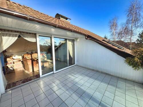 Blick von der Loggia in Richtung Wohnzimmer - 