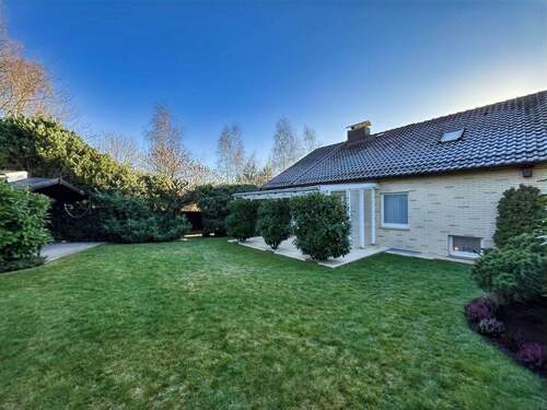 Garten auf der Nordseite des Hauses - 