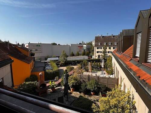 Blick von der Loggia - 2 Zimmer Etagenwohnung in Stein