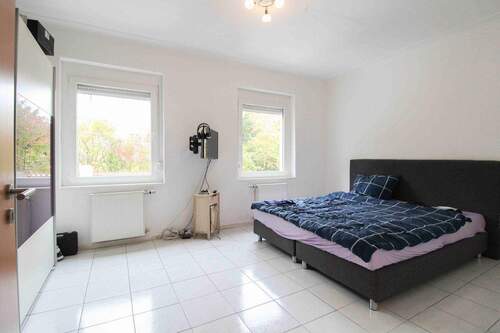 Schlafzimmer - Einfamilienhaus in Stuttgart zum Kaufen