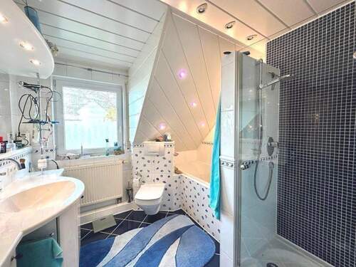 Badezimmer .jpg - 