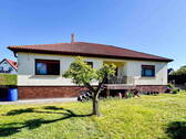 Ansicht - Provisionsfrei - Barrierefreier Winkelbungalow, 6 Zimmer - 150 m2