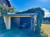 Garage im Nebengebäude - 