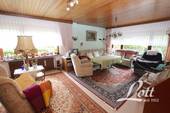 Geräumiges Wohnzimmer - 