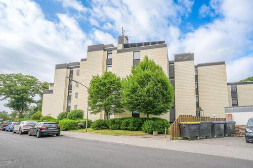 Hausansicht - Single-Appartement mit Tiefgarage - klein im Format, groß in Möglichkeiten