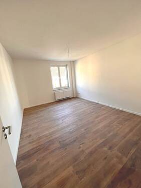 Wohnzimmer - 2 Zimmer Etagenwohnung zur Miete in Lüdenscheid
