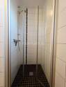 Dusche im Badezimmer - 