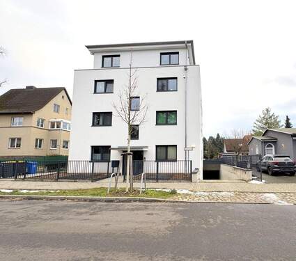 Tiefgarageneinfahrt - 