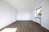 Schlafzimmer mit Fenster - 