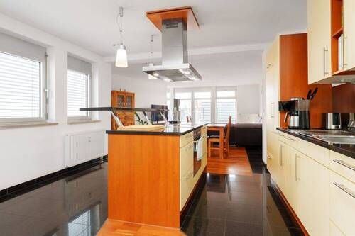 Küche - Etagenwohnung mit 86,90 m² in Zirndorf zum Kaufen