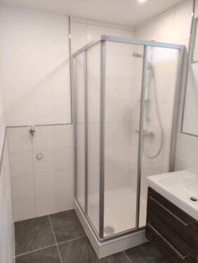 Bad Duche und Waschmaschine.jpg - 