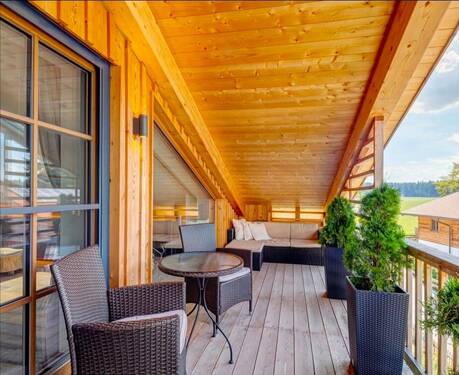 Großzügiger Balkon mit Aussicht - 