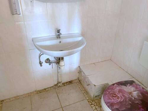 Badezimmer Ansicht 1 - 