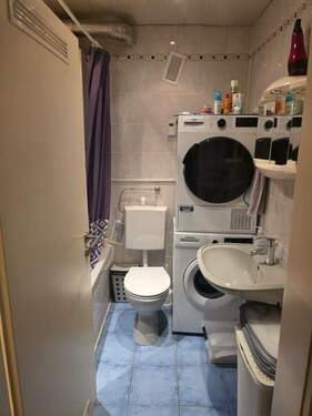 WC+Bad - 3 Zimmer Etagenwohnung in Ausgburg