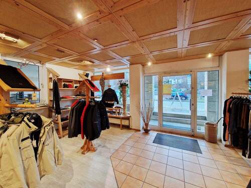 Geschäft - Gewerbeobjekt (Büro, Produktion, Verkauf) in Auerbach