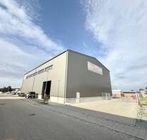 Zentral. Vielseitig. Nutzbar. Moderne Gewerbehalle in Hemau
