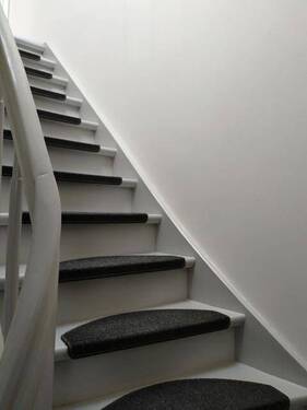 Holztreppe ins OG - 