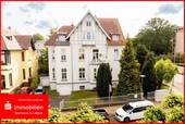 Vorderansicht - Repräsentatives Altbau-Mehrfamilienhaus in begehrter Lage - 4 Wohneinheiten zzgl. Bürofläche im EG