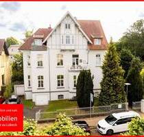 Repräsentatives Altbau-Mehrfamilienhaus in begehrter Lage - 4 Wohneinheiten zzgl. Bürofläche im EG - Lübeck St. Gertrud