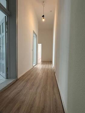 Flur - 2 Zimmer Etagenwohnung in Frankfurt (Oder)