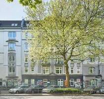 + Charmante 2-Zimmer-Altbauwohnung mit Südbalkon in zentraler Lage + - Hamburg