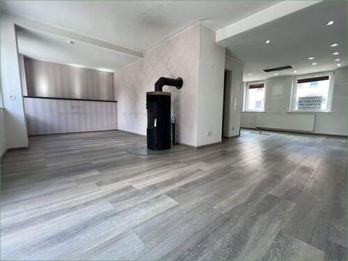 Wohnzimmer - 5 Zimmer Reihenmittelhaus in Leipzig