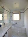 Tageslichtbad mit Wanne - 