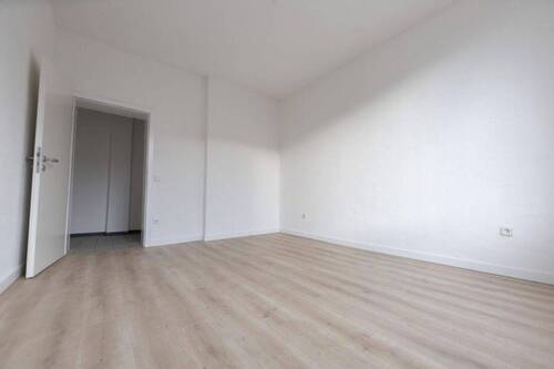 Schlafzimmer - 2 Zimmer Etagenwohnung in Duisburg